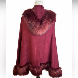 NEW Luxe Burgundy Faux Fur Trim Hooded Cape Elegant Winter Wrap NWOT